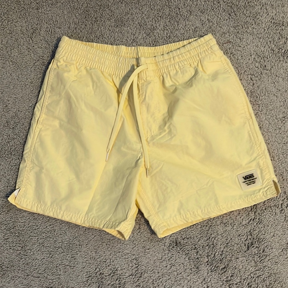 Mens Vans Hybrid Shorts, Size Small, Yellow.